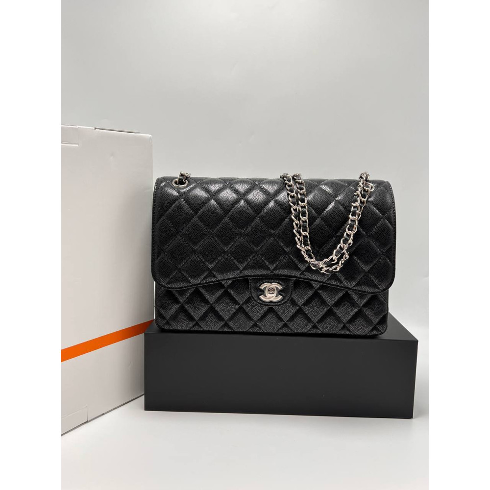 LARGE CLASSIC HANDBAG Grained Calfskin & Silver-Tone Metal Black