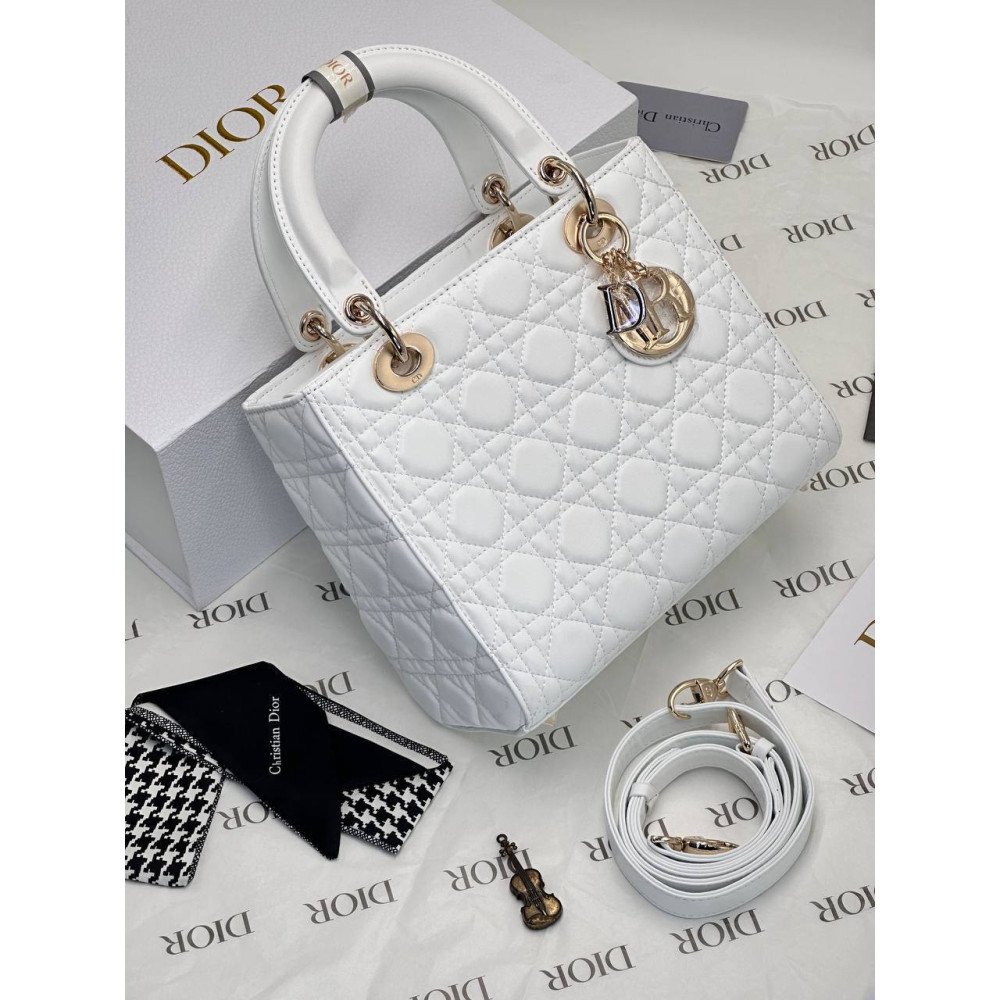 DIOR