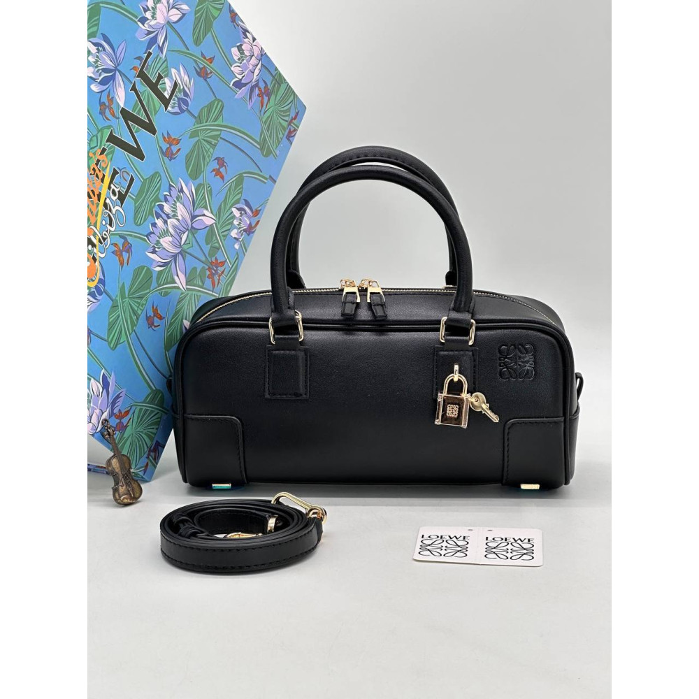 Amazona 23 Cropped Bag in Nappa Calfskin Black