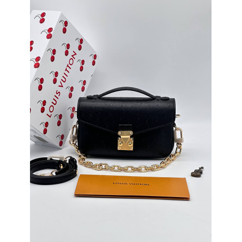 Pochette Métis East-West Ostrich Leather Black