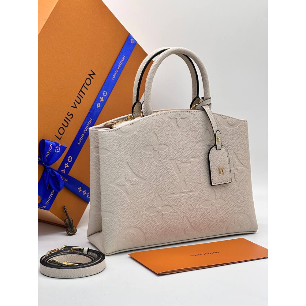 Petit Palais Embossed Grained Leather Crème